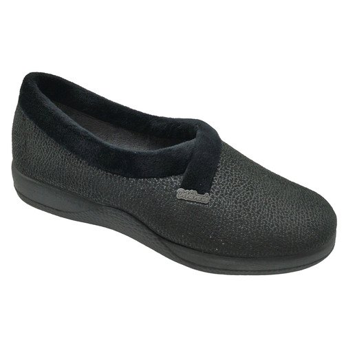 Zapatilla cerrada de señora con horma ancha y piso de goma grueso Farmaflex by DeValverde 35 a 42 Negro 1213