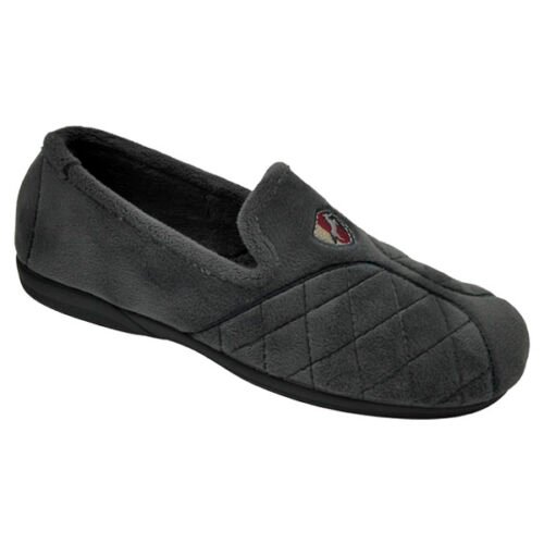 Zapatilla cerrada de caballero escudo con Piso goma DeValverde 39 a 46 Gris 3518